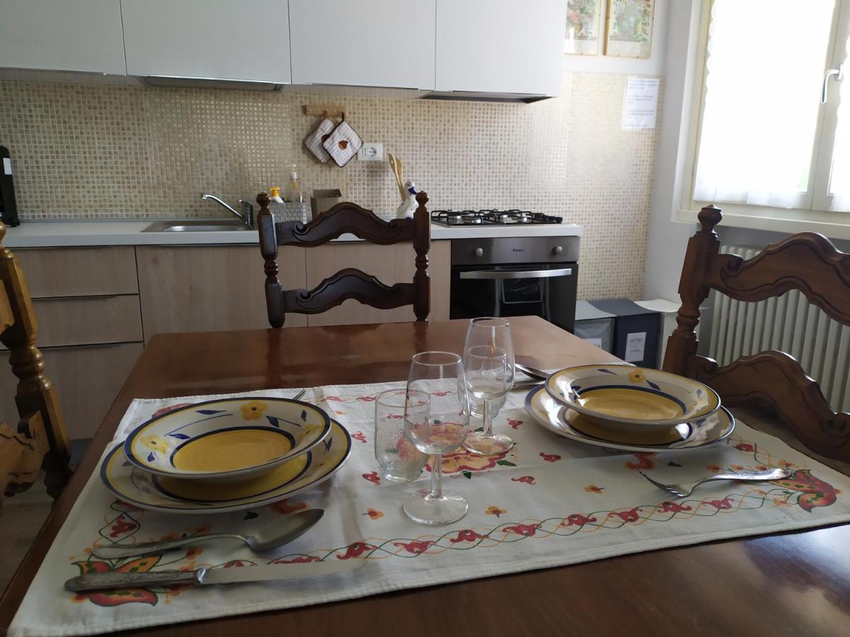 Casa Vacanze I Giardini Di Marzo Сан-Джорджо-ди-Мантова Экстерьер фото